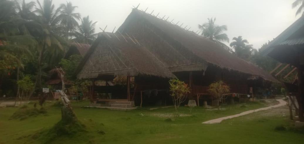 Mentawai Ebay Playground Surfcamp Villa Masokut Екстериор снимка